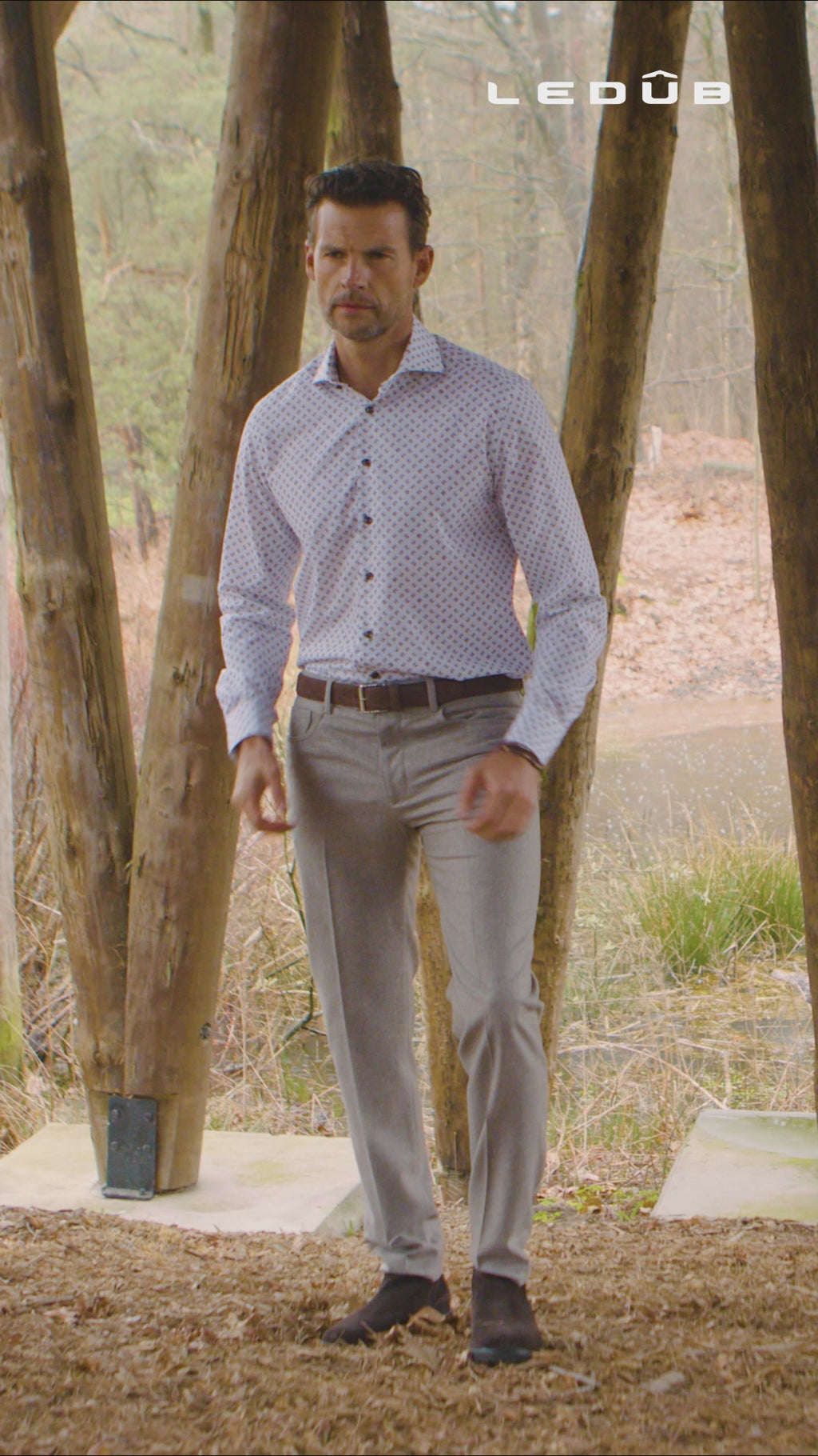 White modern fit shirt with brown/blue print